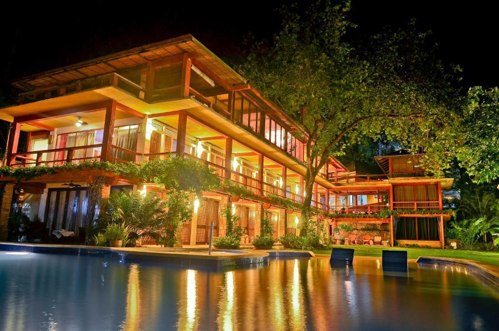 Punta Bulata White Beach Resort & Spa Cauayan  Kültér fotó